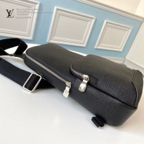 M30443 LV原单Avenue 單肩包胸包