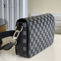 N50007  LV原單全新 Studio 郵差包
