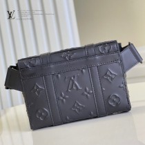 M57952  LV原單 黑色全皮 TRUNK 單肩包胸包