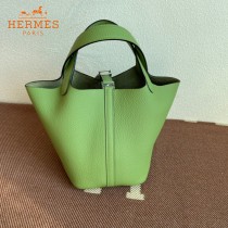 HERMES  牛油果绿  愛馬仕 原單 Picotin 18菜籃子  金銀現貨