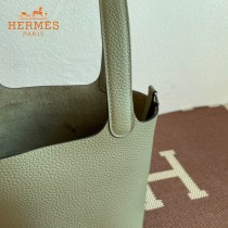 HERMES  鼠尾草绿 愛馬仕 原單 Picotin 18菜籃子  金銀現貨
