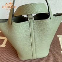 HERMES  鼠尾草绿 愛馬仕 原單 Picotin 18菜籃子  金銀現貨