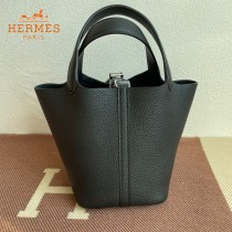 HERMES  黑色  愛馬仕 原單 Picotin 18菜籃子  金銀現貨