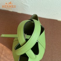 HERMES  牛油果绿  愛馬仕 原單 Picotin 18菜籃子  金銀現貨