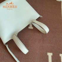 HERMES  珍珠灰  愛馬仕 原單 Picotin 18菜籃子  金銀現貨