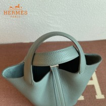 HERMES  杏仁绿  愛馬仕 原單 Picotin 18菜籃子  金銀現貨