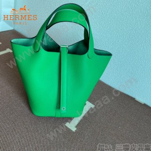 HERMES  竹子绿  愛馬仕 原單 Picotin 18菜籃子  金銀現貨