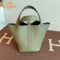 HERMES  鼠尾草绿 愛馬仕 原單 Picotin 18菜籃子  金銀現貨