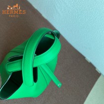 HERMES  竹子绿  愛馬仕 原單 Picotin 18菜籃子  金銀現貨