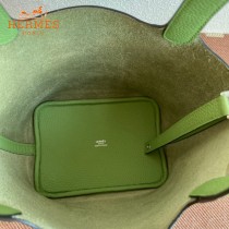 HERMES  牛油果绿  愛馬仕 原單 Picotin 18菜籃子  金銀現貨