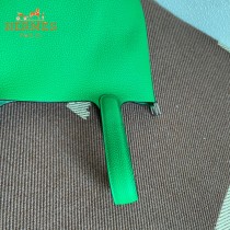 HERMES  竹子绿  愛馬仕 原單 Picotin 18菜籃子  金銀現貨