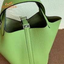 HERMES  牛油果绿  愛馬仕 原單 Picotin 18菜籃子  金銀現貨