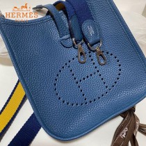HERMES愛馬仕-04   原單伊芙琳 mini evelyne 17cm 金銀扣現貨蠟線