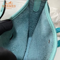HERMES愛馬仕-09   原單伊芙琳 mini evelyne 17cm 金銀扣現貨蠟線