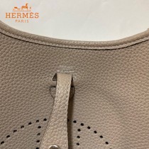 HERMES愛馬仕-022   原單伊芙琳 mini evelyne 17cm 金銀扣現貨蠟線