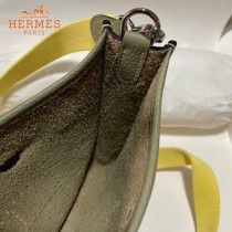 HERMES愛馬仕-02   原單伊芙琳 mini evelyne 17cm 金銀扣現貨蠟線