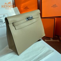 HERMES  风衣灰  愛馬仕 原單evercolor皮 Kelly DanSe 22cm  金銀扣