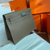 HERMES  大象灰  愛馬仕 原單evercolor皮 Kelly DanSe 22cm  金銀扣