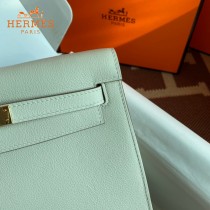 HERMES  奶昔白  愛馬仕 原單evercolor皮 Kelly DanSe 22cm  金銀扣