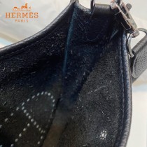 HERMES愛馬仕-018   原單伊芙琳 mini evelyne 17cm 金銀扣現貨蠟線