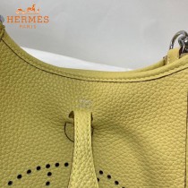 HERMES愛馬仕-015   原單伊芙琳 mini evelyne 17cm 金銀扣現貨蠟線