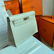 HERMES  奶昔白  愛馬仕 原單evercolor皮 Kelly DanSe 22cm  金銀扣
