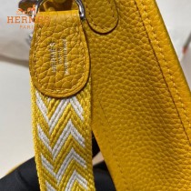 HERMES愛馬仕-012   原單伊芙琳 mini evelyne 17cm 金銀扣現貨蠟線