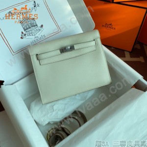 HERMES  奶昔白  愛馬仕 原單evercolor皮 Kelly DanSe 22cm  金銀扣