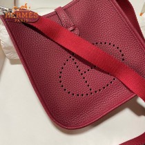HERMES愛馬仕-08   原單伊芙琳 mini evelyne 17cm 金銀扣現貨蠟線