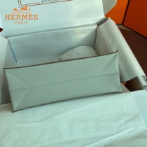 HERMES  珍珠灰  愛馬仕 原單evercolor皮 Kelly DanSe 22cm  金銀扣