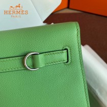 HERMES  牛油果绿  愛馬仕 原單evercolor皮 Kelly DanSe 22cm  金銀扣