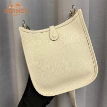 HERMES愛馬仕-024   原單伊芙琳 mini evelyne 17cm 金銀扣現貨蠟線