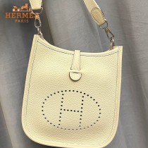 HERMES愛馬仕-024   原單伊芙琳 mini evelyne 17cm 金銀扣現貨蠟線