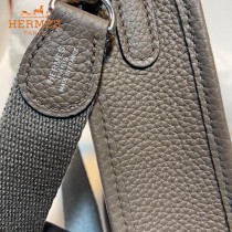 HERMES愛馬仕-020   原單伊芙琳 mini evelyne 17cm 金銀扣現貨蠟線