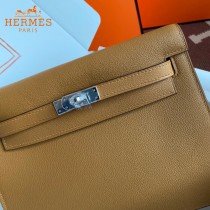 HERMES  芝麻色  愛馬仕 原單evercolor皮 Kelly DanSe 22cm  金銀扣