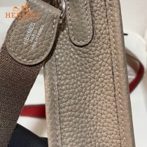 HERMES愛馬仕-022   原單伊芙琳 mini evelyne 17cm 金銀扣現貨蠟線