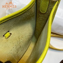 HERMES愛馬仕-021   原單伊芙琳 mini evelyne 17cm 金銀扣現貨蠟線