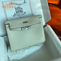 HERMES  奶昔白  愛馬仕 原單evercolor皮 Kelly DanSe 22cm  金銀扣