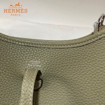 HERMES愛馬仕-02   原單伊芙琳 mini evelyne 17cm 金銀扣現貨蠟線