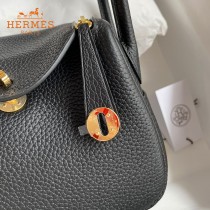 HERMES  黑色   原單半手縫Mini Lindy 19cm 進口TC皮