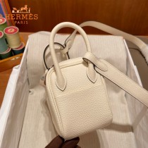 HERMES  奶昔白  原單半手縫Mini Lindy 19cm 進口TC皮