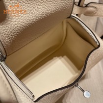 HERMES  奶昔白  原單半手縫Mini Lindy 19cm 進口TC皮