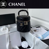 Chanel  AP2730-05   春夏原單小水桶手拎化妝包