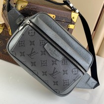 m30245  LV原單新款OUTDOOR 腰包銀色限量版