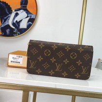 M60017-004  LV Zippy 拉鏈錢夾是路易威登的經典設計之一
