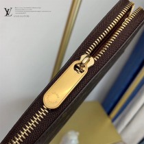 M60017-004  LV Zippy 拉鏈錢夾是路易威登的經典設計之一