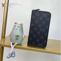M60017-003  LV Zippy 拉鏈錢夾是路易威登的經典設計之一