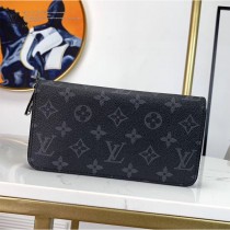 M60017-003  LV Zippy 拉鏈錢夾是路易威登的經典設計之一