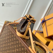 原單 M81266 本款 Nano Noé 手袋濃縮 1932 年 Noé 手袋的經典構型