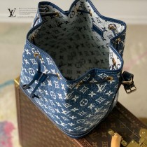M59606 LV原單藍色牛仔 本款 Petit Noé 水桶包取材砂洗效果 Monogram 提花丹寧布